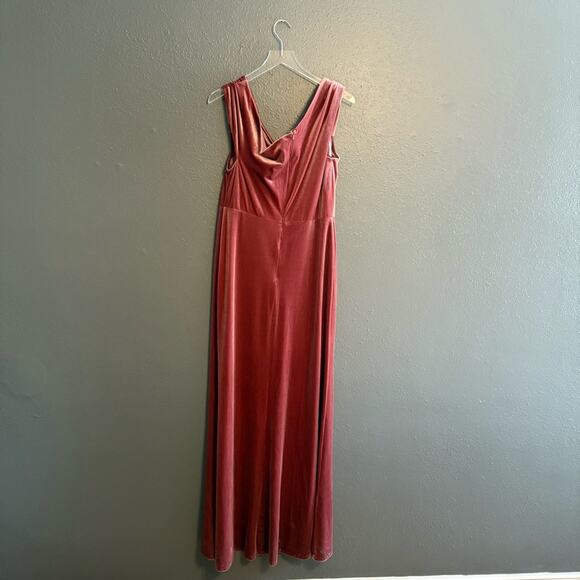 Jenny Yoo Jordan Velvet Off-Shoulder Dress in English Rose Size 16 - Picture 3 of 6